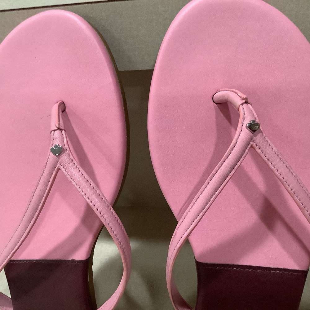 EUC Kate Spade flip flops pink size 8 thongs - Picture 2 of 7